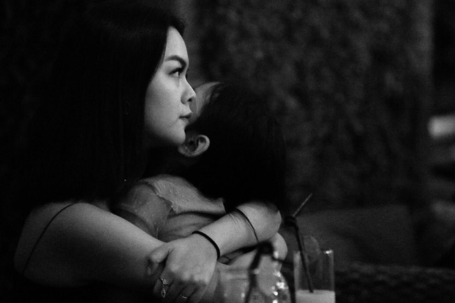 Phạm Quỳnh Anh trải lòng sau tin đồn ly hôn: Hà Nội đêm qua mưa cả bên ngoài lẫn bên trong