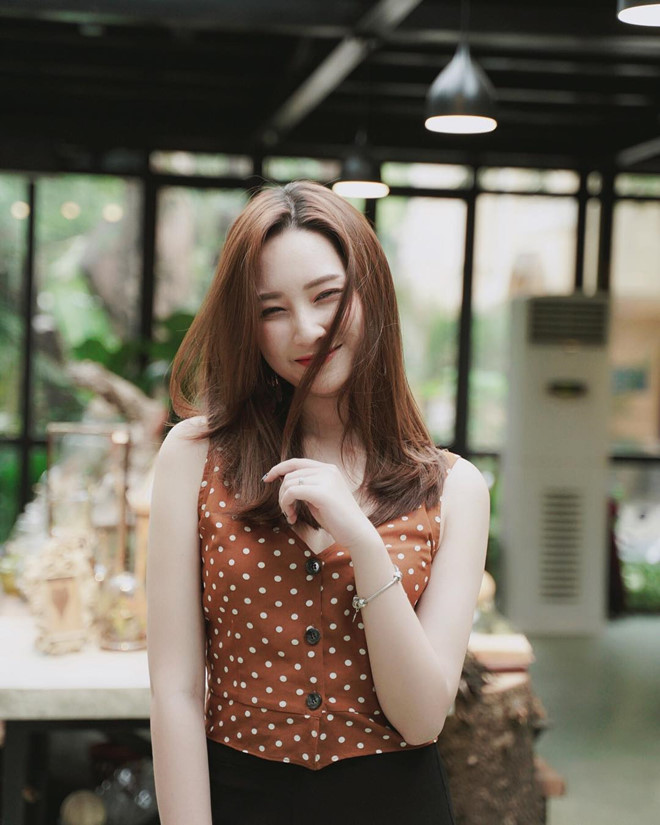 Chuyện yêu bạn thân của cặp trai xinh gái đẹp sắp cùng du học Anh