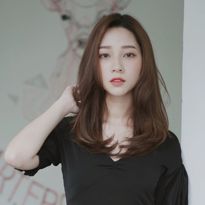 Chuyện yêu bạn thân của cặp trai xinh gái đẹp sắp cùng du học Anh