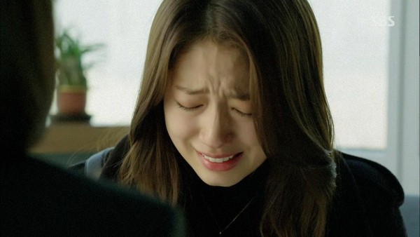 Vợ ngủ với sếp, chồng còn hào hứng quay lại clip để ép không cho ly hôn và âm mưu khủng khiếp phía sau