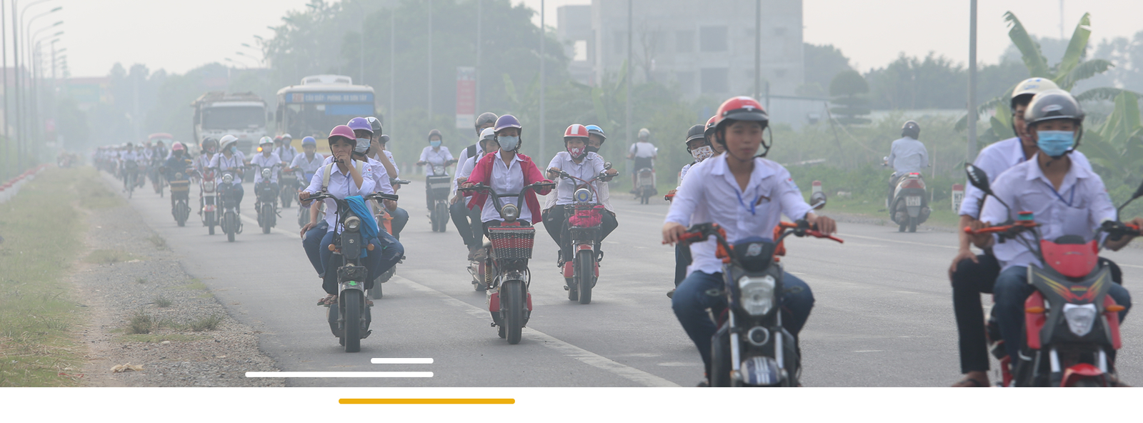 Mảnh ghép xã hội nhìn từ con đường đến trường