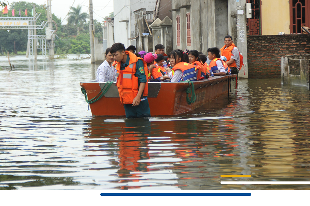 Mảnh ghép xã hội nhìn từ con đường đến trường
