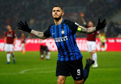Vợ Icardi đá xoáy việc Ronaldo tịt ngòi