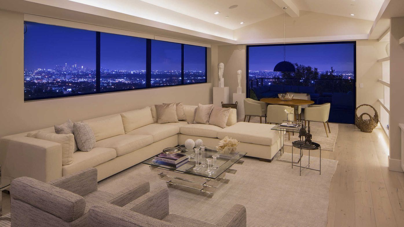 Để quên đi vụ sốc ma túy suýt chết, Demi Lovato bán luôn ngôi biệt thự siêu sang với giá 220 tỷ