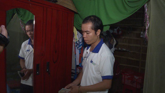 Đưa con đến trường, chôm luôn ví của cô giáo