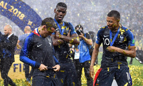 Giroud: Quả Bóng Vàng phải thuộc về một cầu thủ Pháp, hoặc Modric