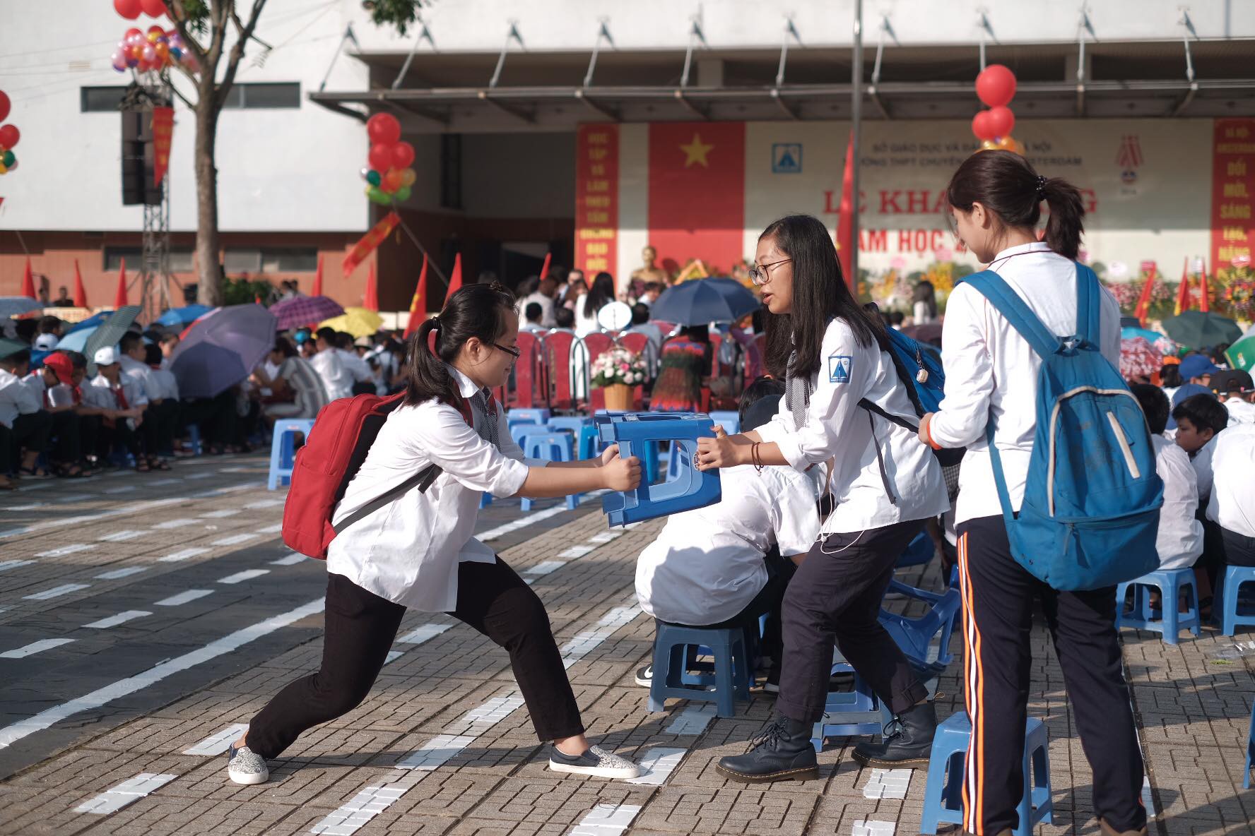 8x, 9x vào đây mà xem lễ khai giảng của 10x giờ chất và khác biệt như thế nào