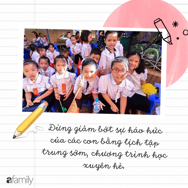 Bố sẽ dắt con đến trường khai giảng, nhưng sẽ đứng ngoài cổng, bởi bố muốn đó thực sự là ngày hội của các con Bố sẽ dắt con đến trường khai giảng, nhưng sẽ đứng ngoài cổng, bởi bố muốn đó thực sự là ngày hội của các con