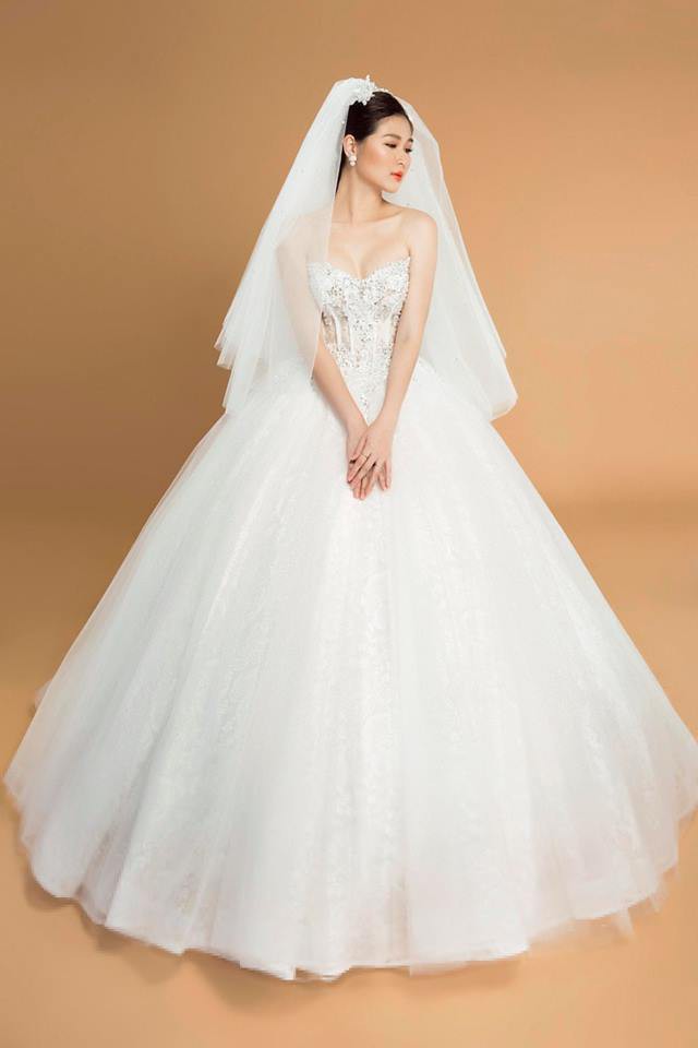 Mạc Anh Thư - Vợ Huy Khánh: Gã đàn ông của mình dan díu người đàn bà khác vẫn chấp nhận tha thứ bởi là tại mình chưa đủ tốt Mạc Anh Thư - Vợ Huy Khánh: Gã đàn ông của mình dan díu người đàn bà khác vẫn chấp nhận tha thứ bởi là tại mình chưa đủ tốt