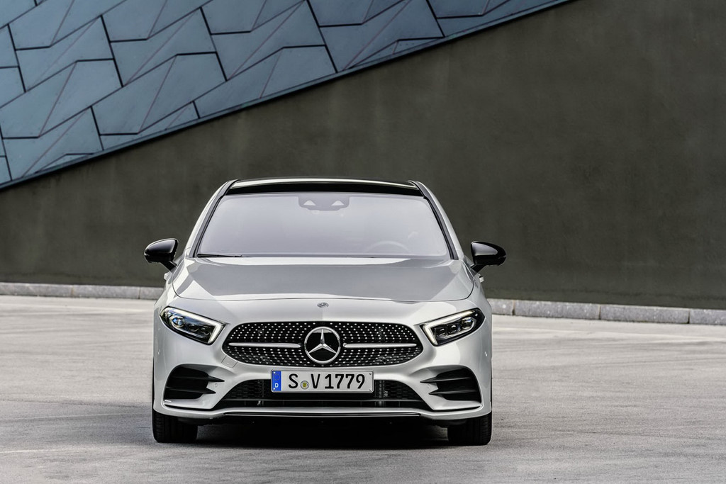Mercedes A-Class 2019 giá khởi điểm hơn 35.000 USD
