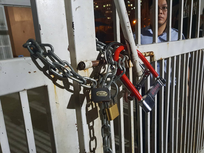 Trước khai giảng, trường học kêu cứu Chủ tịch UBND TP Hà Nội vì bị đổ ngập cát, gạch