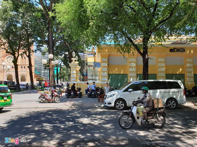 Vua hàng hiệu Johnathan Hạnh Nguyễn sắp mở cửa hàng Apple ở VN