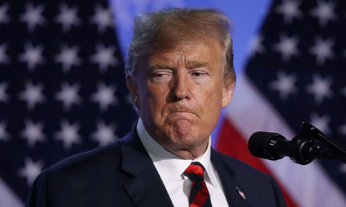 Cuộc chiến chống lại Trump qua tiết lộ của quan chức Nhà Trắng