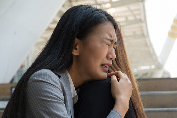 Anh trai tôi mới mất được hơn 100 ngày vậy mà mẹ tôi đã vội vàng bắt con dâu lấy chồng mới