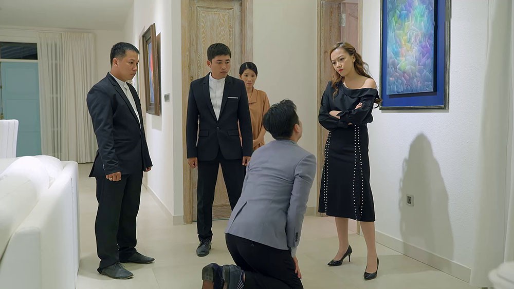 Phim Gạo nếp gạo tẻ tập 54: Công nhận quả báo nhục nhã vì tội ngoại tình Phim Gạo nếp gạo tẻ tập 54: Công nhận quả báo nhục nhã vì tội ngoại tình