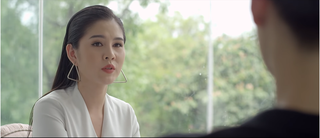 Phim Yêu Thì Ghét Thôi tập 3: Kim quay về làm cấp dưới của tình địch