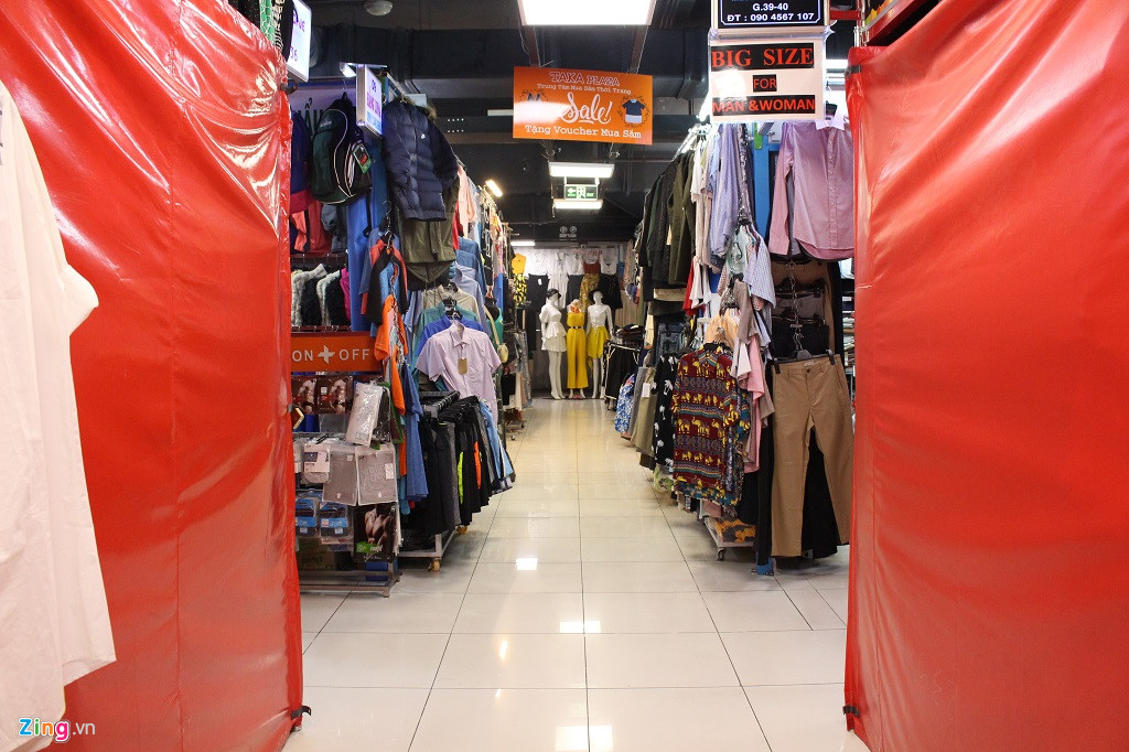 Tiểu thương lo lắng vì chợ ngầm ở trung tâm TP.HCM sắp đóng cửa