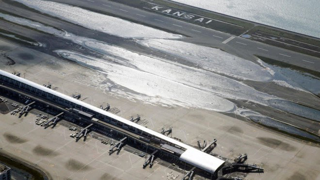 Hình ảnh: Nhật Bản hoang tàn, đổ nát sau liên tiếp siêu bão Jebi và động đất 6 độ Richter ở Hokkaido