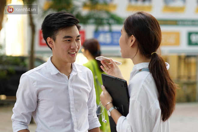 Đâu thua kém dàn nữ sinh, con trai 10x bây giờ cực duyên nhé!