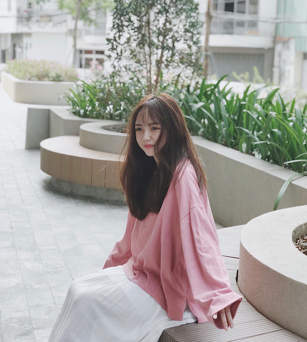 Nữ game thủ Gia Lai sinh năm 1998 sở hữu vẻ đẹp mong manh khả ái