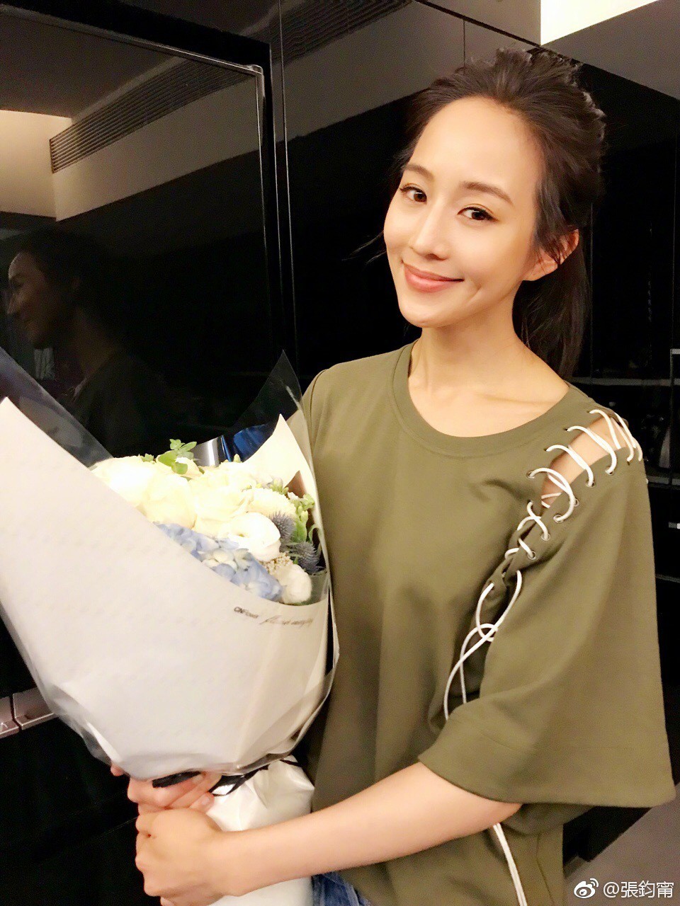 Hải Lan Trương Quân Ninh của Như Ý Truyện: Xuất thân dòng họ danh giá, học vấn thạc sĩ, đồng nghiệp nam tôn làm nữ thần Hải Lan Trương Quân Ninh của Như Ý Truyện: Xuất thân dòng họ danh giá, học vấn thạc sĩ, đồng nghiệp nam tôn làm nữ thần