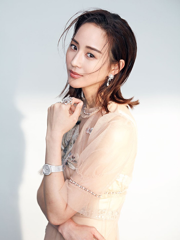 Hải Lan Trương Quân Ninh của Như Ý Truyện: Xuất thân dòng họ danh giá, học vấn thạc sĩ, đồng nghiệp nam tôn làm nữ thần Hải Lan Trương Quân Ninh của Như Ý Truyện: Xuất thân dòng họ danh giá, học vấn thạc sĩ, đồng nghiệp nam tôn làm nữ thần