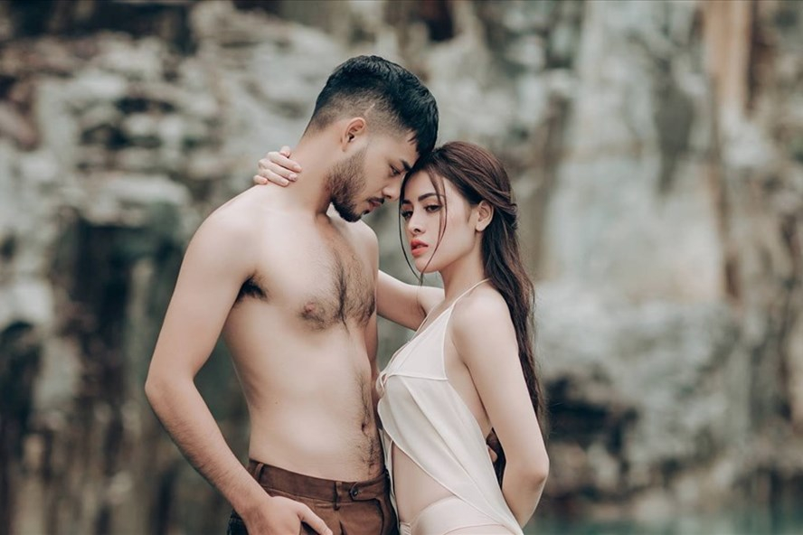 Tước danh hiệu Á hậu Thư Dung, dân mạng nói muộn còn hơn không