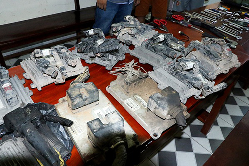 Đi khắp cả nước, ăn trộm hộp đen của xe container