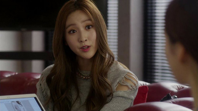 Khổ tâm vì vợ quá chi li với họ hàng, chồng đành phải dùng cách này để giúp cô được lòng mọi người hơn