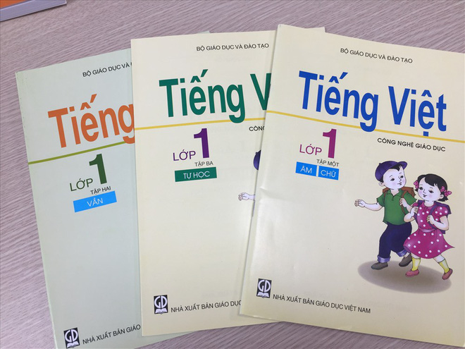 Phụ huynh có con học sách công nghệ giáo dục nói gì về cách đọc ô vuông, tam giác?
