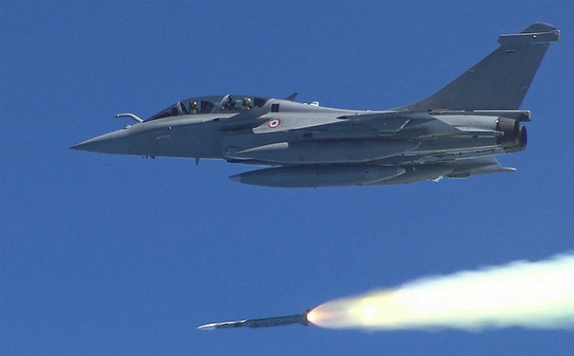 Pháp sẵn sàng tấn công nếu Syria sử dụng vũ khí hóa học