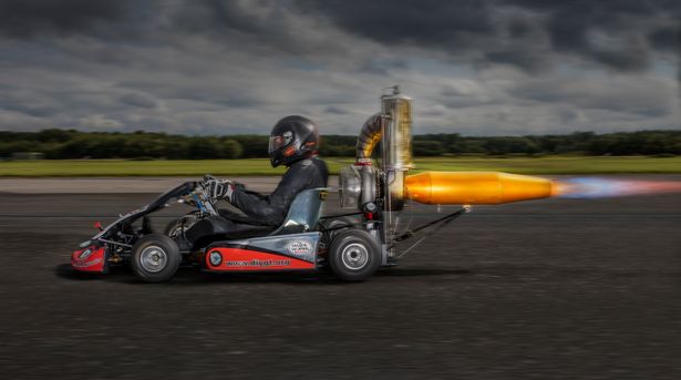 Kỷ lục Guinness thế giới 2019 tiết lộ khả năng phi thường của những quái nhân