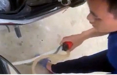 Phú Thọ: Khách bức xúc khi nhân viên cây xăng báo xe Wave đổ được 5,7 lít trong khi dung tích chỉ 3,7 lít