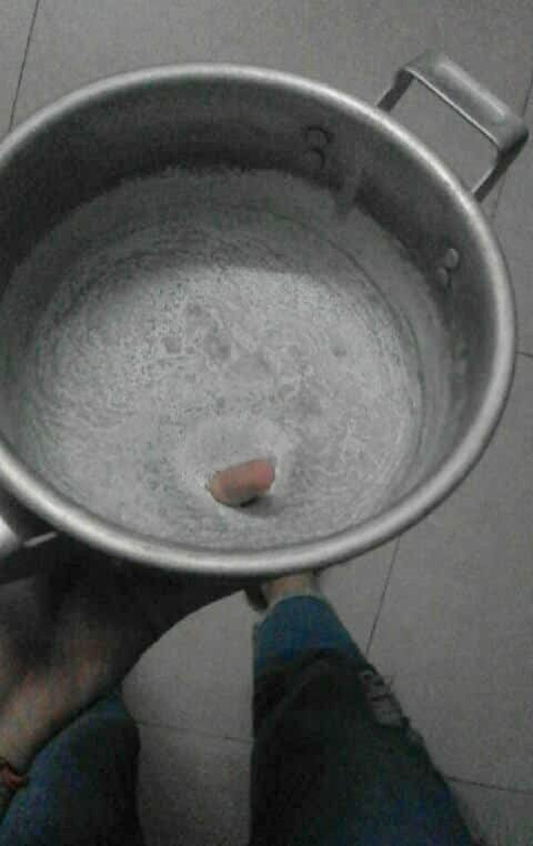 Dở khóc dở cười với những chiến tích nấu nướng của hội chị em: Quả nhiên cháy nhà mới ra mặt vụng