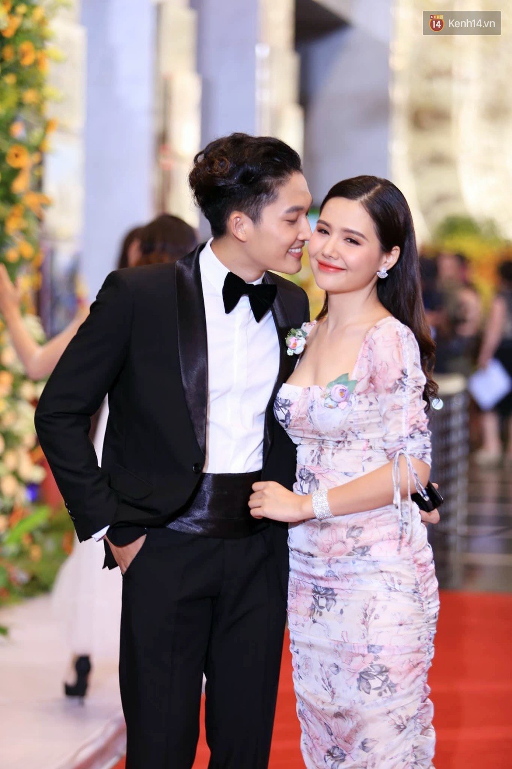 Thảm đỏ VTV Awards: Dàn sao Cả một đời ân oán và Ngày ấy mình đã yêu đọ sắc gợi cảm