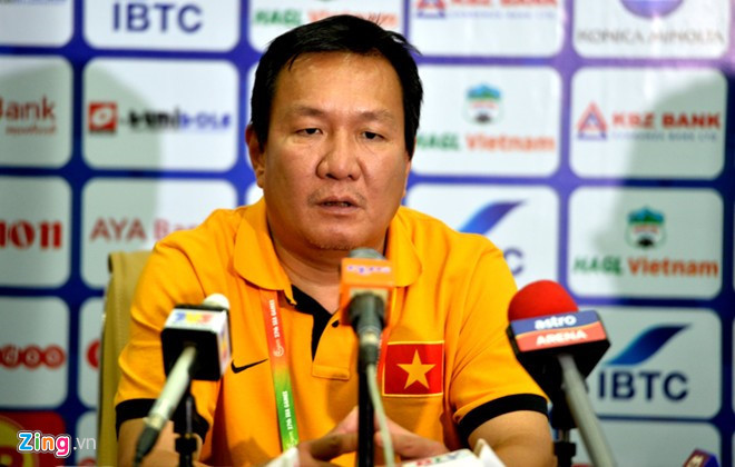 10 HLV trước ông Park: Một người được gia hạn, 9 người bị sa thải