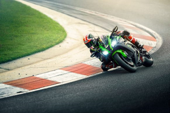 Kawasaki Ninja ZX-10R 2019 nâng cấp động cơ, mạnh hơn 200 mã lực