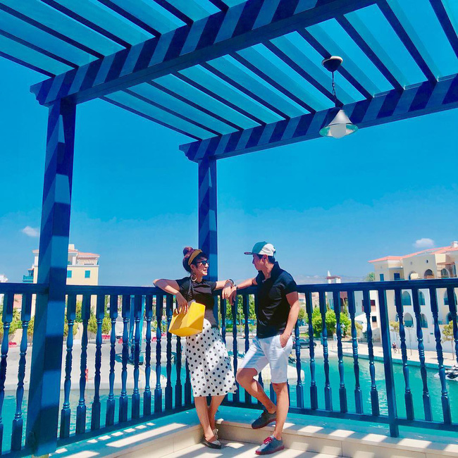 Son như vợ chồng Lý Hải - Minh Hà trốn con phượt trời Tây khoe hình đẹp như ảnh cưới khiến fan ganh tỵ