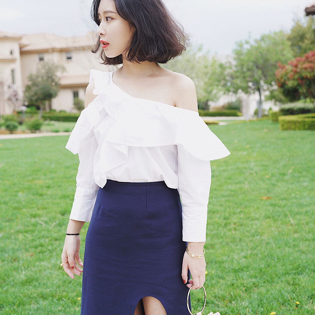 Dẫu biết vóc dáng khẳng khiu thì khó mặc đẹp nhưng nếu tuân theo 5 tips này, các nàng trông sẽ đầy đặn và quyến rũ hơn bội phần