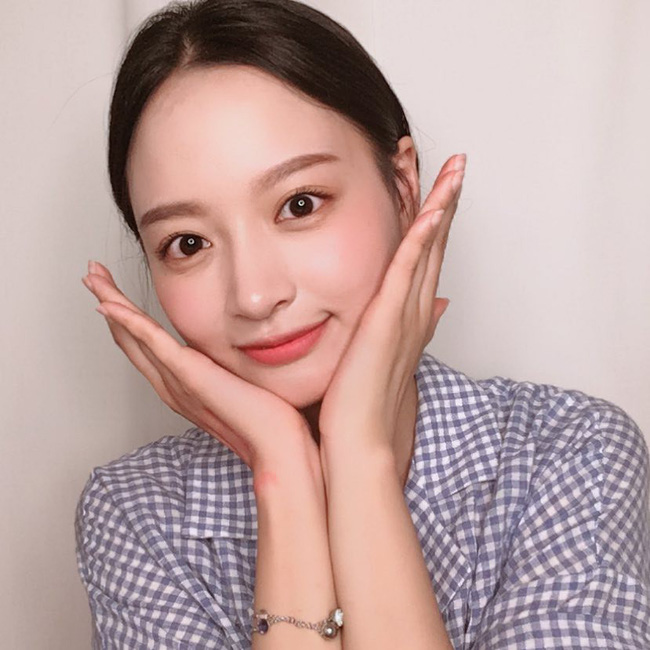 Tiết trời thu ngày càng hanh khô nên các nàng hãy nhớ 6 gạch đầu dòng này để chăm da đẹp suốt mùa