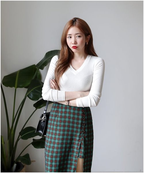 Váy áo kẻ giúp nàng đi chơi hay công sở đều xinh