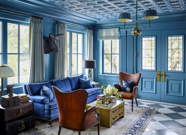 Chiêm ngưỡng ngôi nhà ngỡ tưởng chỉ có trên phim nằm dựa lưng vào núi đầy thơ mộng