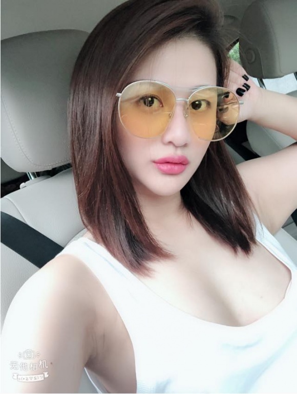 Chân dài từng bị đại gia và đồng nghiệp gạ tình đổi tiền - Á hậu Thái Mỹ Linh là ai?