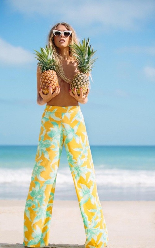 Bikini bằng…dứa đang là xu hướng thống lĩnh mạng xã hội