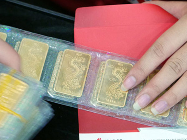 Giá vàng miếng chốt tuần giảm