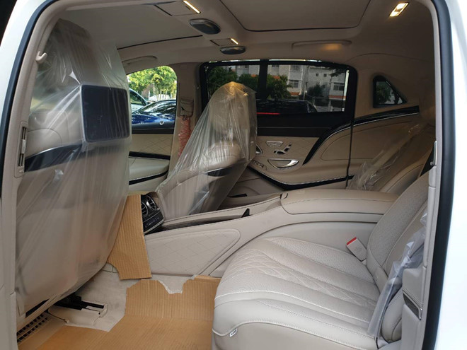 Phan Thành tậu Mercedes-Maybach S450 giá hơn 7,2 tỷ đồng