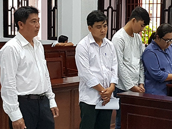 Xài tiền cơ quan, nguyên chi cục trưởng thi hành án lĩnh án