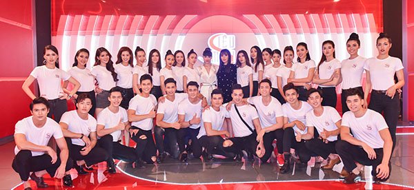 Siêu mẫu Việt Nam tập 4: Bị dằn mặt chuyện cũ nhưng NTK Hà Duy vẫn chọn 4 thí sinh của đội Hương Giang