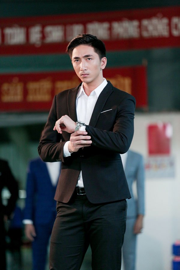 Siêu mẫu Việt Nam tập 4: Bị dằn mặt chuyện cũ nhưng NTK Hà Duy vẫn chọn 4 thí sinh của đội Hương Giang