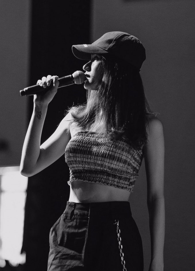 Chung kết Siêu mẫu Việt Nam 2018: Hương Giang thể hiện ca khúc đầy ma mị do chính mình sáng tác